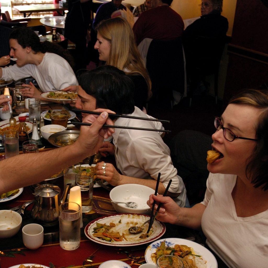 Food Works: Feeding Each Other (The ESSEN&nbsp;Series)